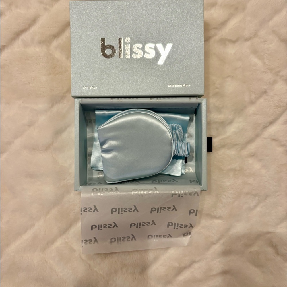 Blissy Light Blue Silk Sleep Mask New in Box